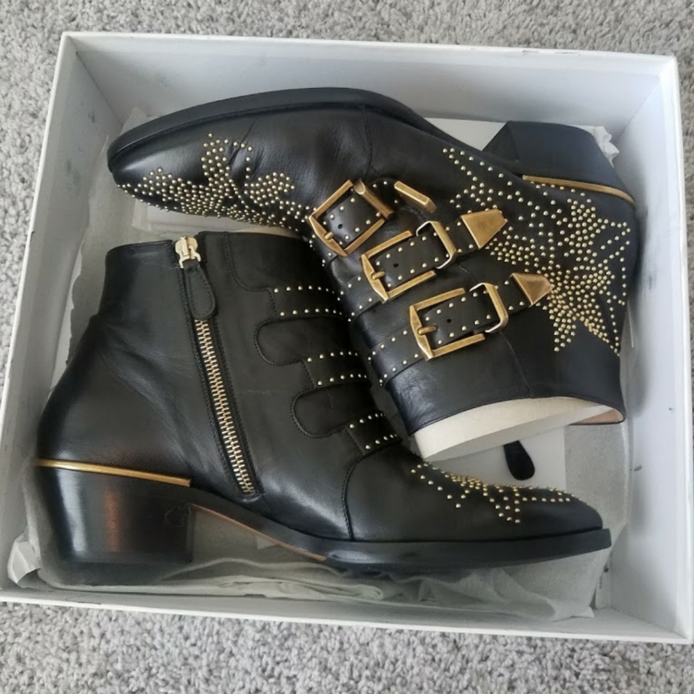 Chloé Susanna leather studded boots